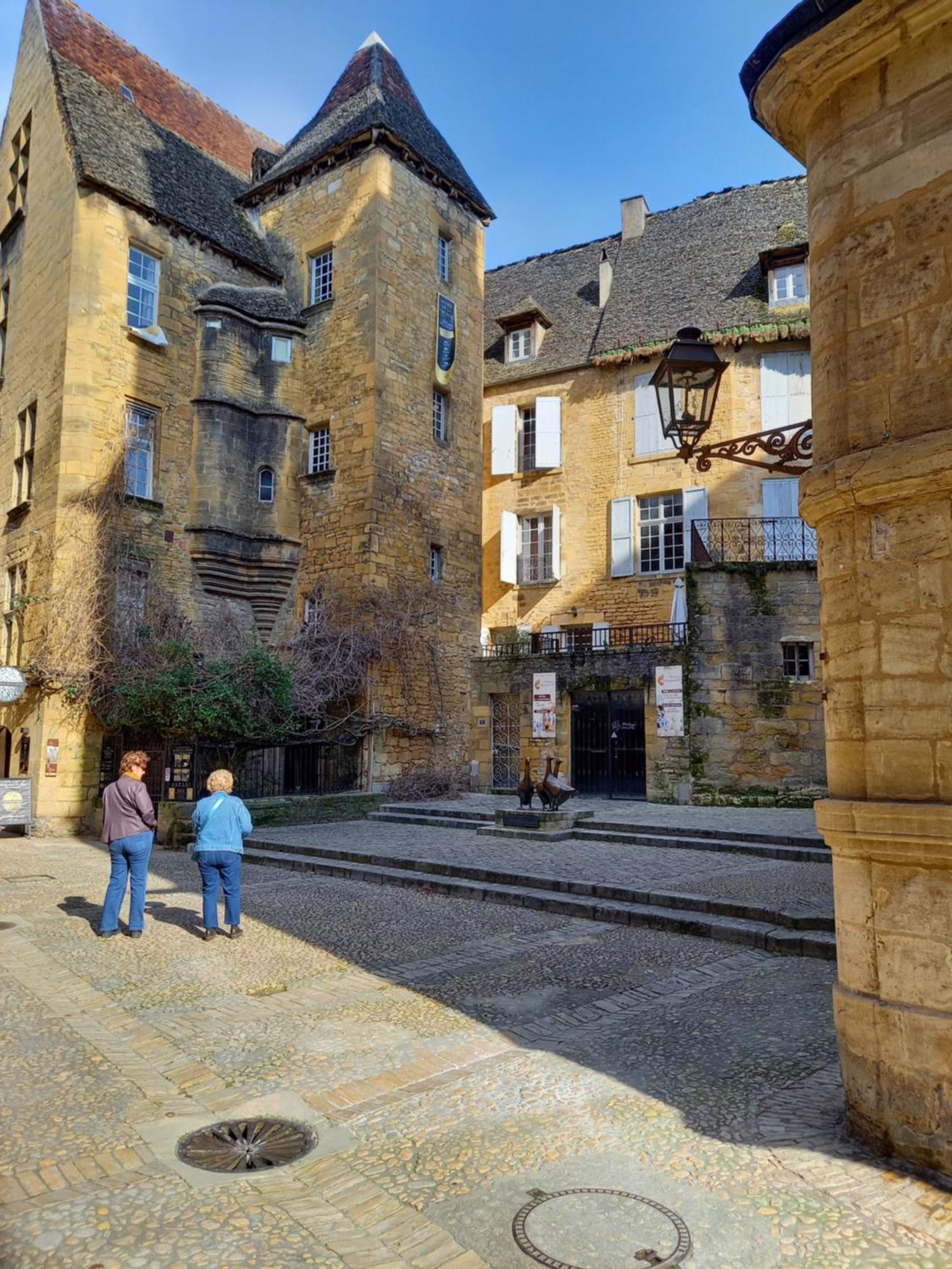 Appartement Centre Medieval Le Boudoir De Marie Сарла-ла-Канеда Екстериор снимка
